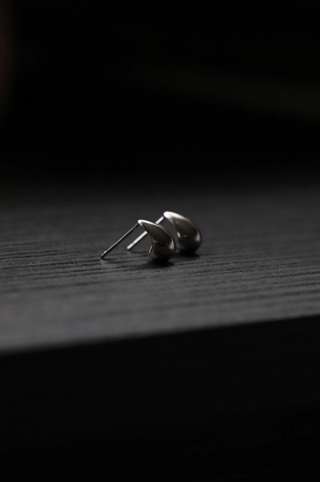 水滴耳環-three-dimensional-sterling-silver-drop-earrings