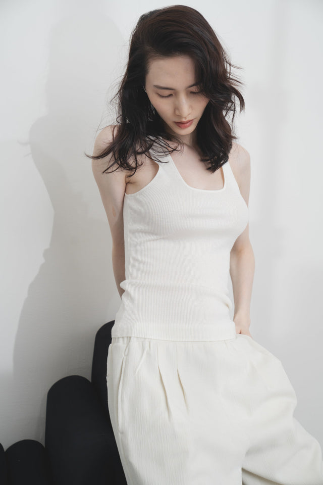休閒西褲-elastic-waist-textured-casual-trousers