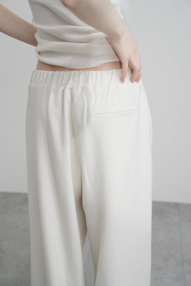 休閒西褲-elastic-waist-textured-casual-trousers