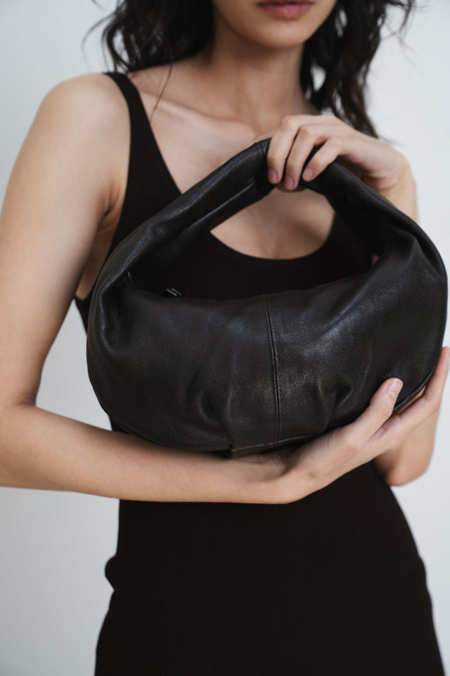 水餃包-three-dimensional-dumpling-bag-ebony-brown