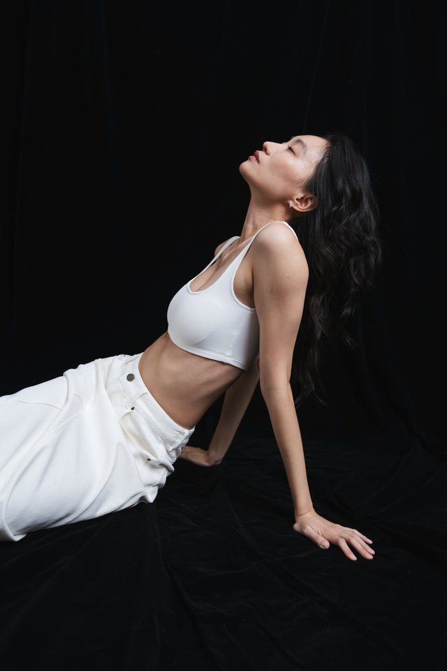 Silky smooth and cool low-back bra top (white)