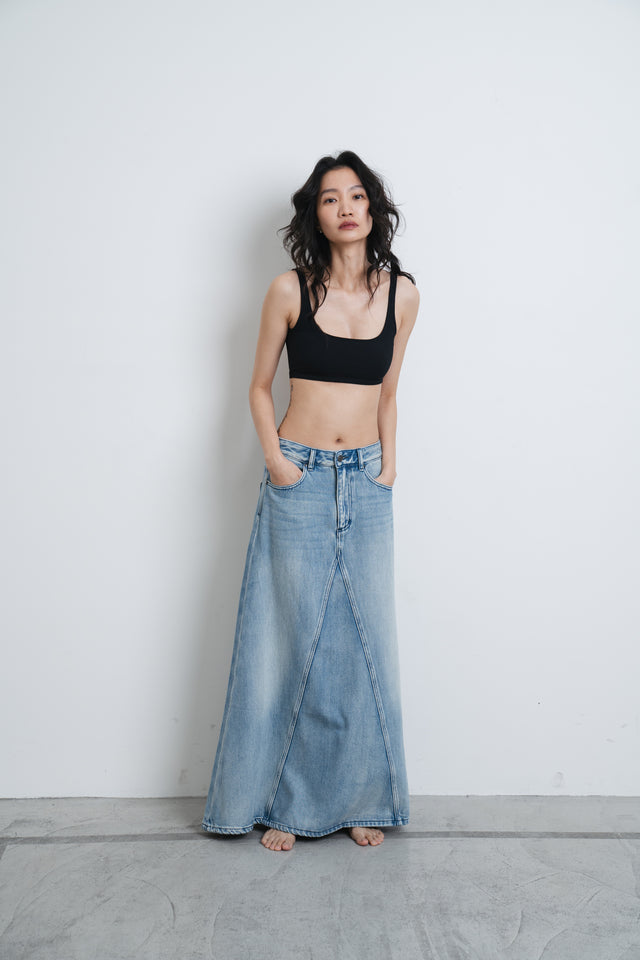 Silky smooth and cool low-back bra top (black)