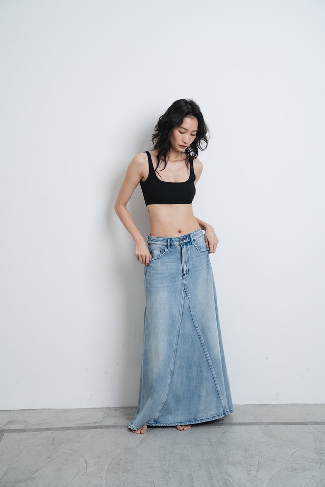 Silky smooth and cool low-back bra top (black)