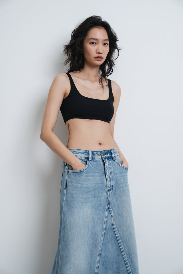 Silky smooth and cool low-back bra top (black)