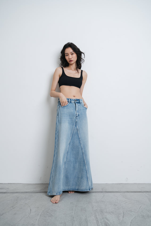 Silky smooth and cool low-back bra top (black)