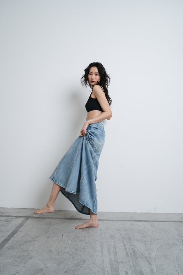 Silky smooth and cool low-back bra top (black)