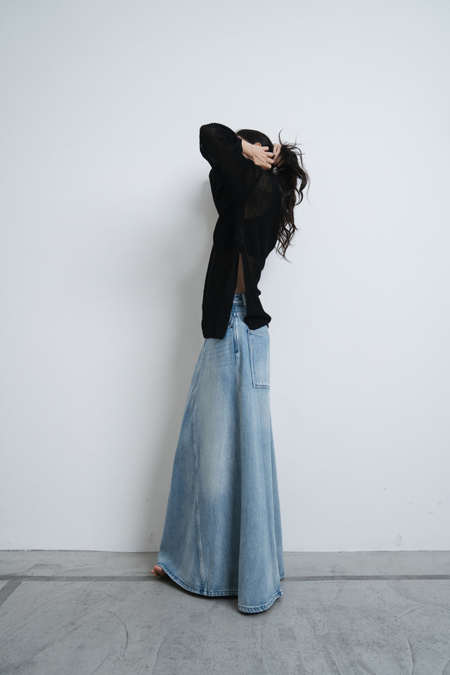 Silky smooth and cool low-back bra top (black)