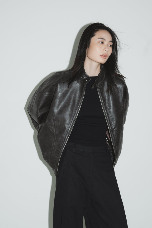 Premium 無縫羊毛針織衫-U領 (黑)