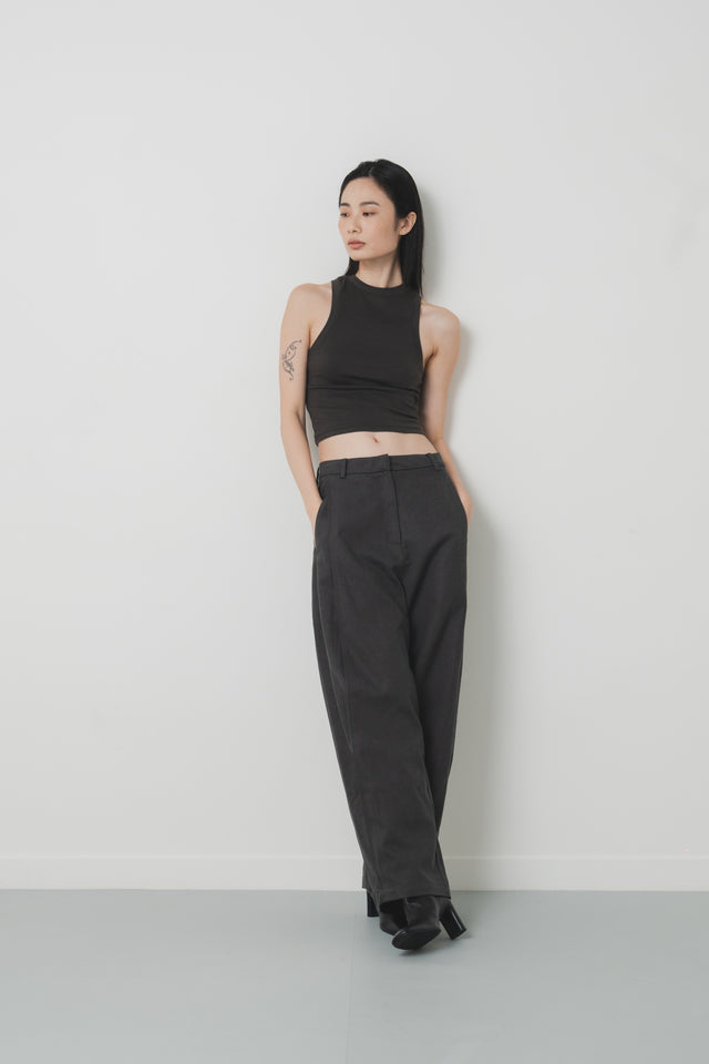 Stretch Vest with Slim Neck and Shoulders (Dark Gray)