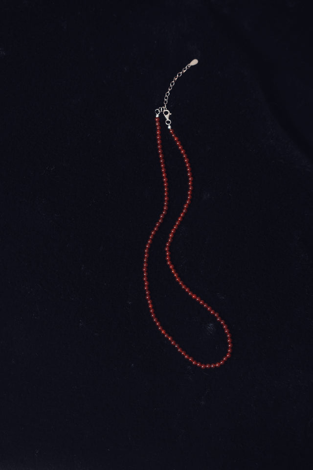 Natural agate clavicle necklace (red)