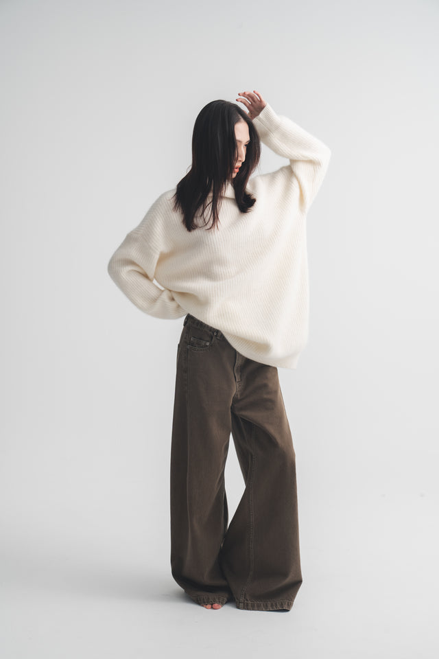 Long, oversized turtleneck sweater with raccoon fleece lining (soft white/light gray-blue)