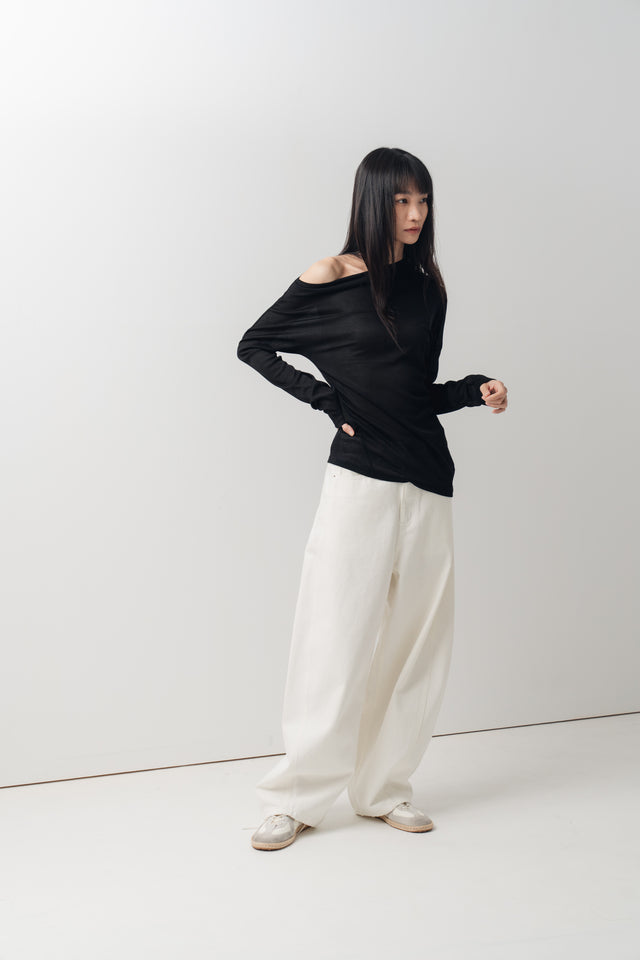 斜領美肩上衣 (黑)