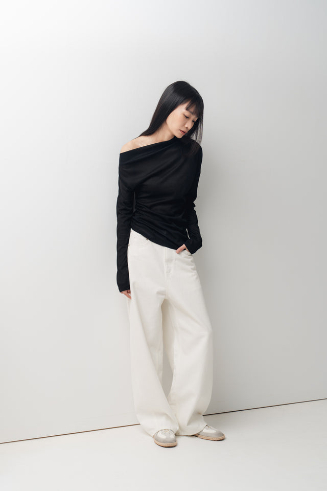 斜領美肩上衣 (黑)