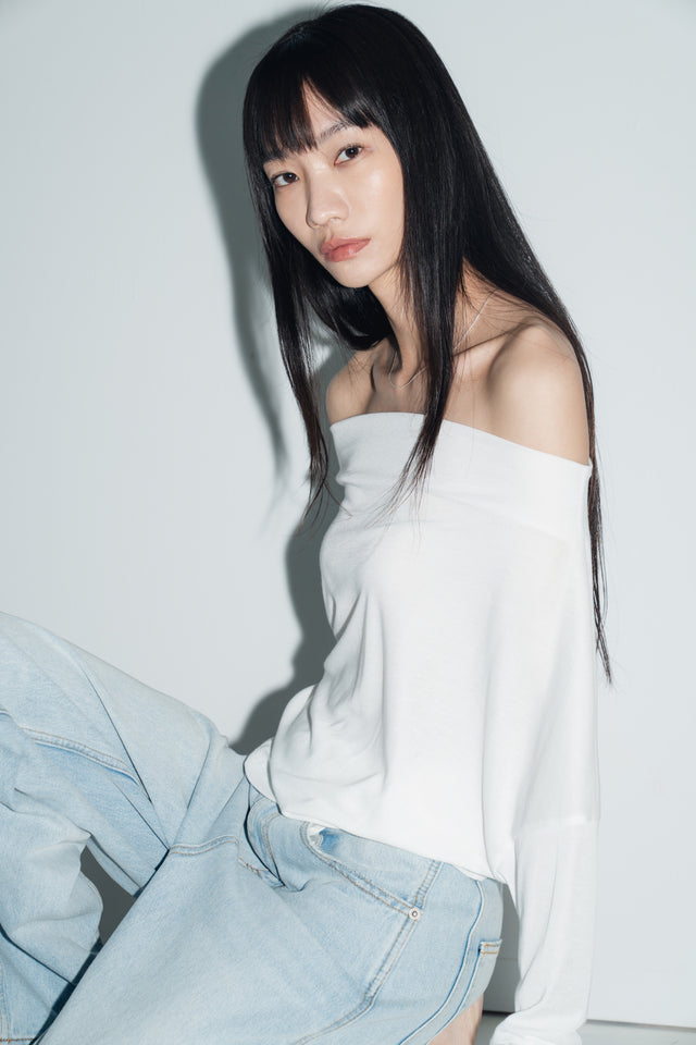 斜領美肩上衣 (白)