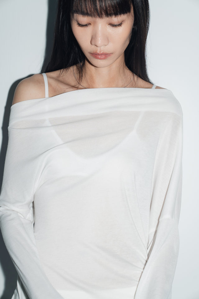 斜領美肩上衣 (白)