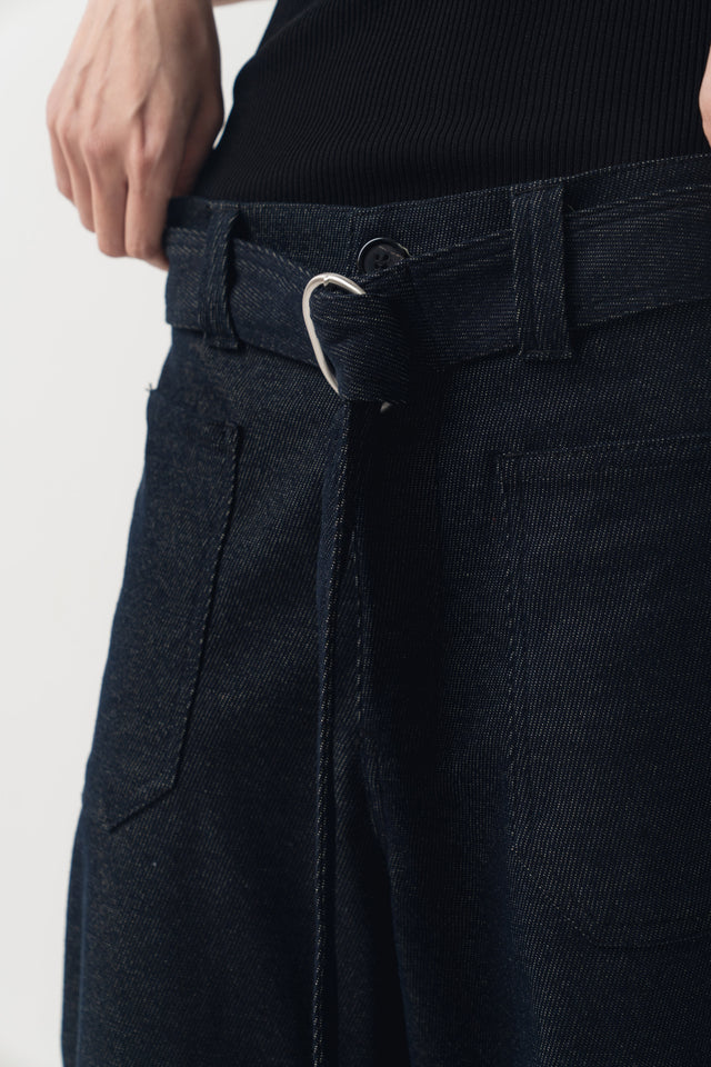 Ultra Soft 翻袋造型直筒丹寧褲(附腰帶) (深藍)