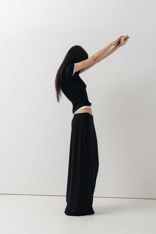 夏日舒彈修身tee (黑)