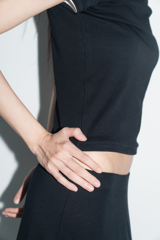 夏日舒彈修身tee (黑)