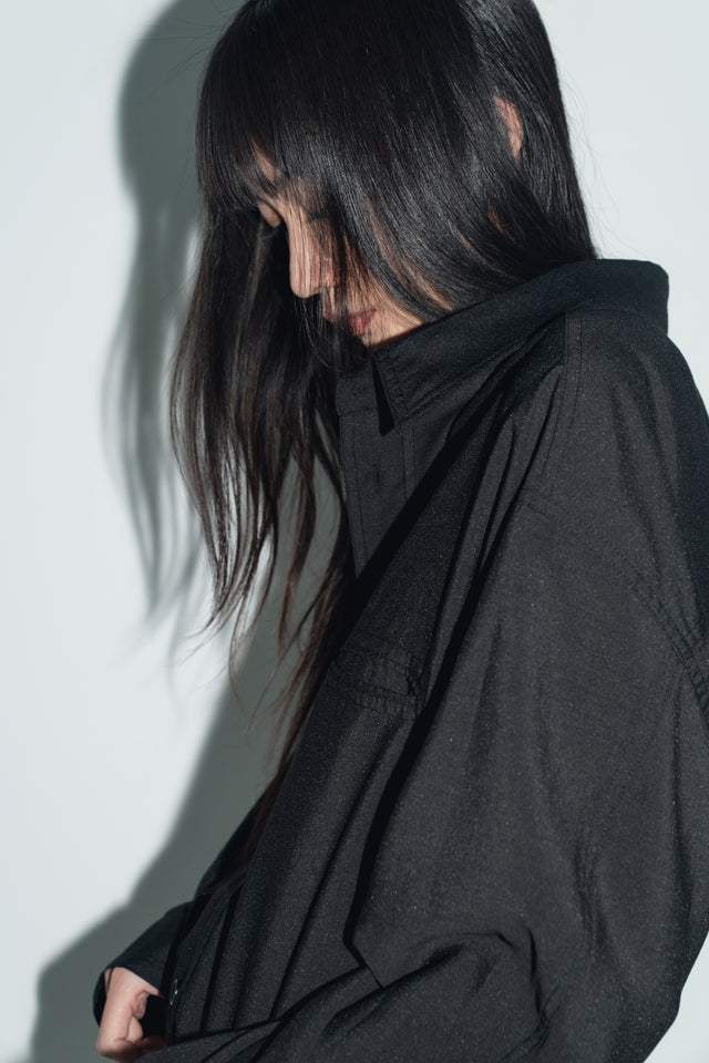 清透紋理鬆身襯衫 (黑)