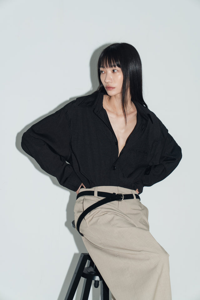 清透紋理鬆身襯衫 (黑)