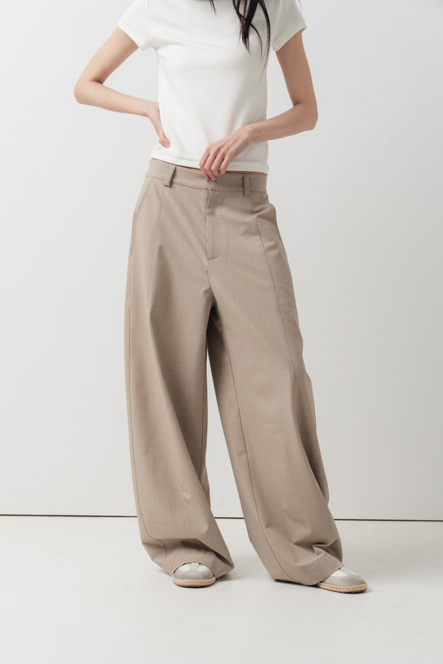 3D弧裁解構西褲 (沙杏)