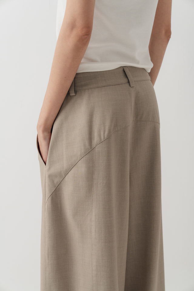 3D弧裁解構西褲 (沙杏)