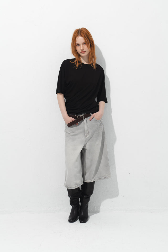 雕塑感堆襬Tee (黑)