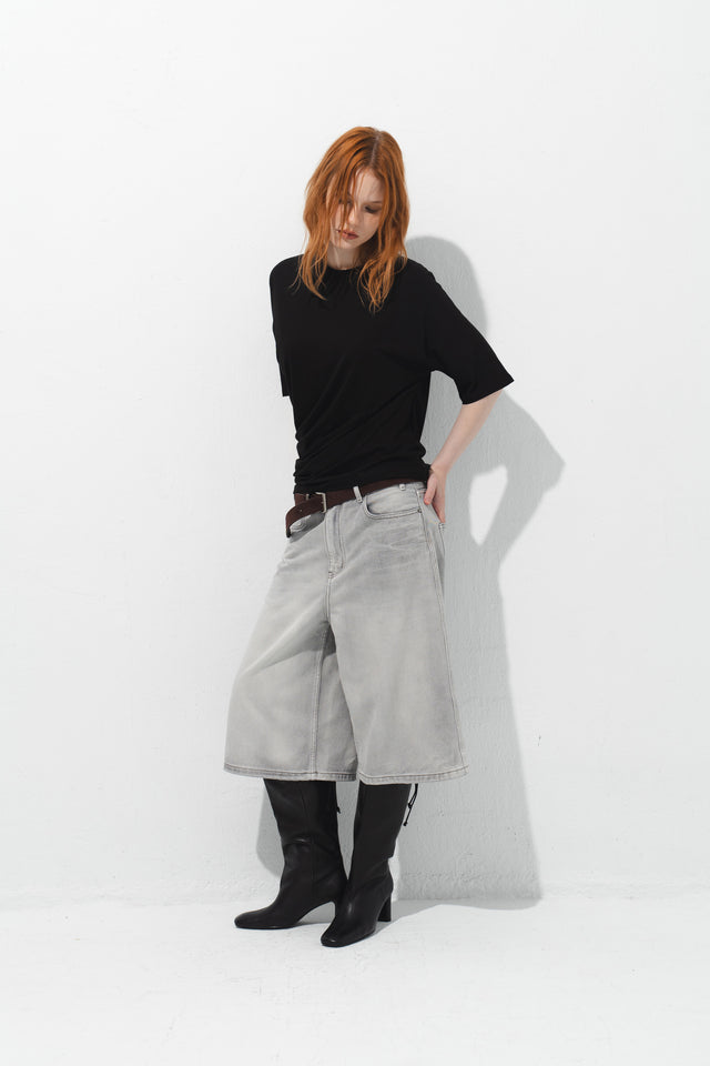 雕塑感堆襬Tee (黑)