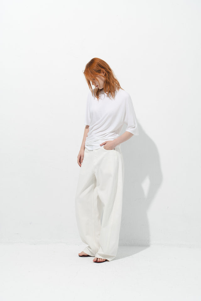 雕塑感堆襬Tee (白)