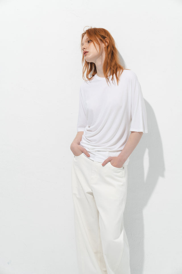 雕塑感堆襬Tee (白)
