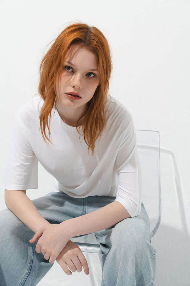 雕塑感堆襬Tee (白)