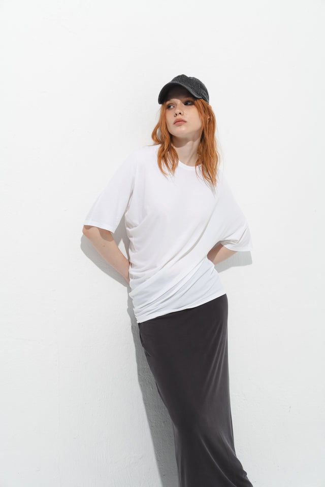 雕塑感堆襬Tee (白)