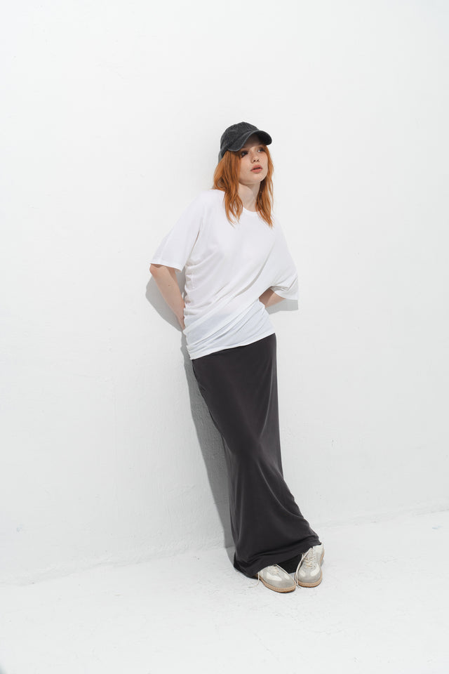 雕塑感堆襬Tee (白)