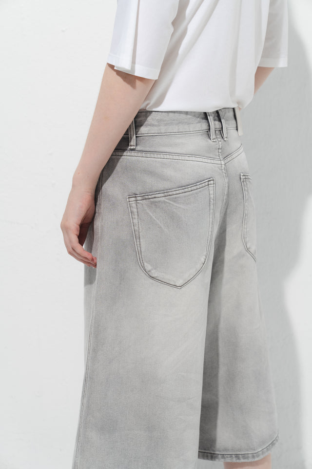 率性低腰七分丹寧褲 (淺灰)