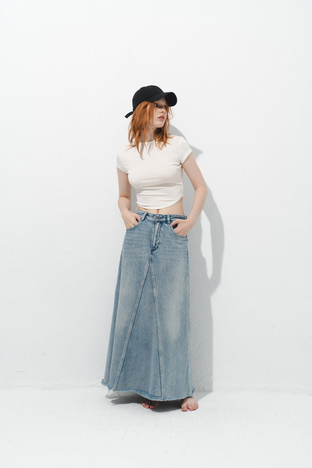 天絲弧襬Tee (白)