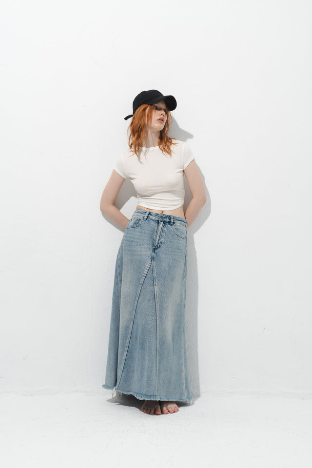 天絲弧襬Tee (白)