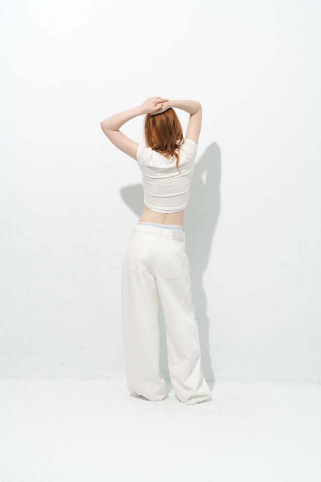 Ultra Soft 挺質立裁彎刀丹寧褲 (白)