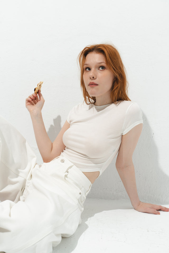 天絲弧襬Tee (白)