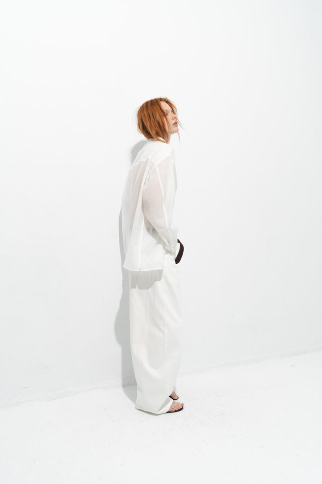 Ultra Soft 挺質立裁彎刀丹寧褲 (白)