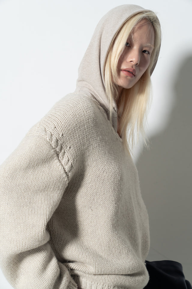 麻花領鬆軟大毛衣 (灰米)