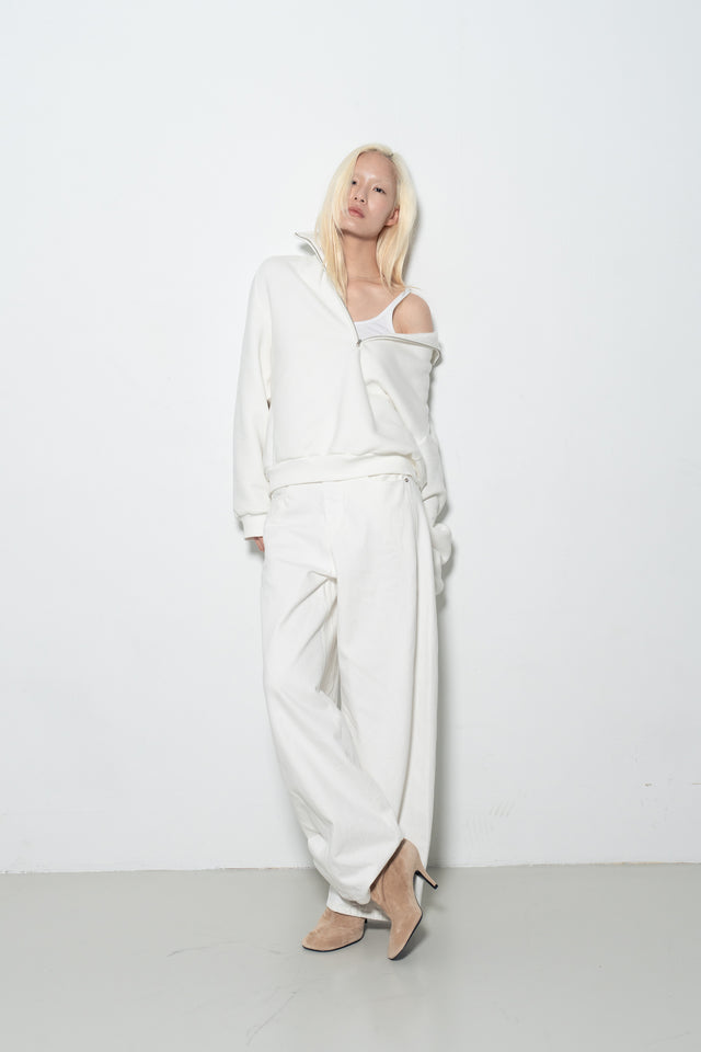 Unisex Soft Fleece Sweatshirt with 3D Shoulder Cut (White)