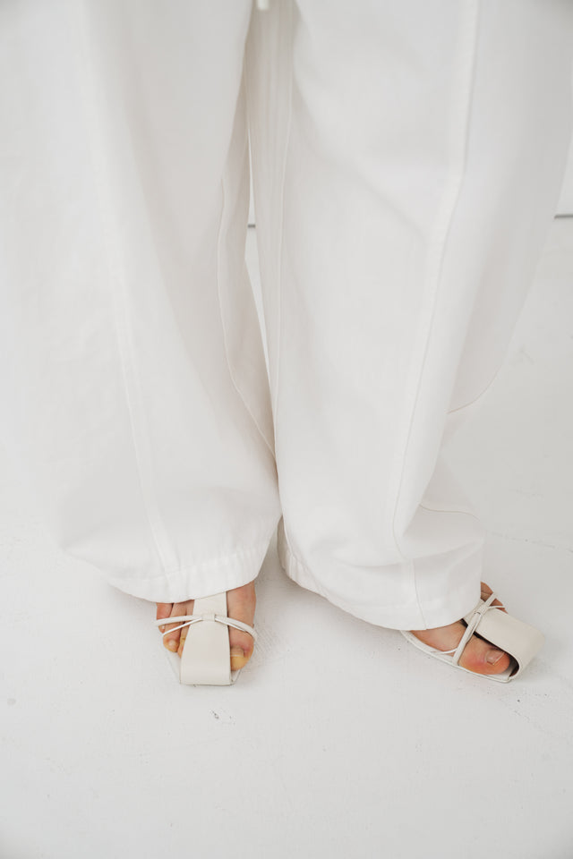Unisex 天絲棉涼爽廓型寬褲 (柔白)