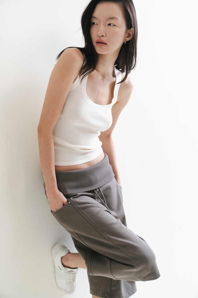 Silk Knit 寬邊大方領涼爽針織背心 (白)