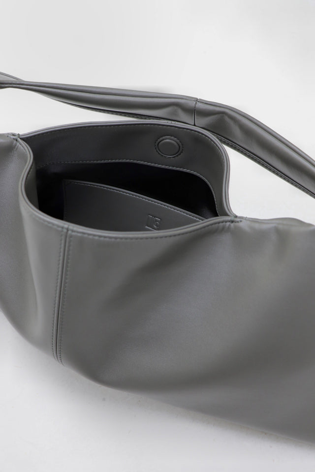 hobo包-soft-cowhide-medium-hobo-bag-elephant-gray