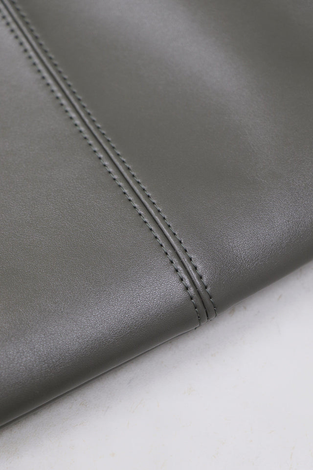 hobo包-soft-cowhide-medium-hobo-bag-elephant-gray