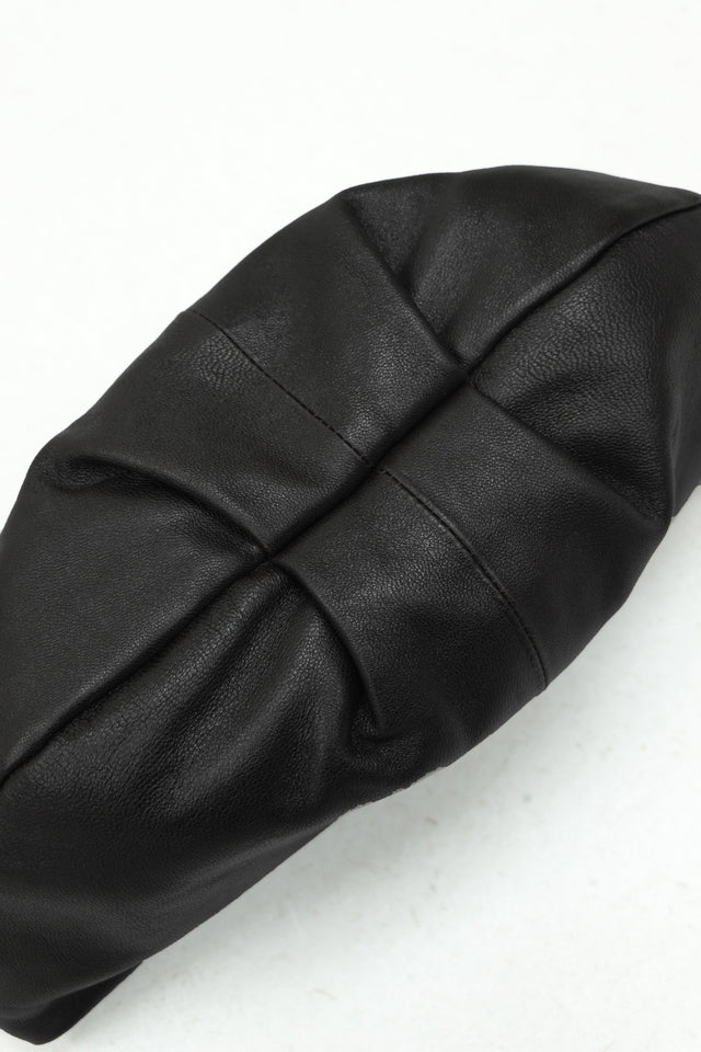 水餃包-three-dimensional-dumpling-bag-black