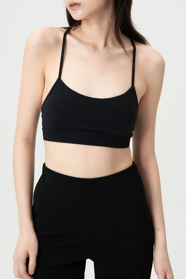 y-shaped-beautiful-back-bratop