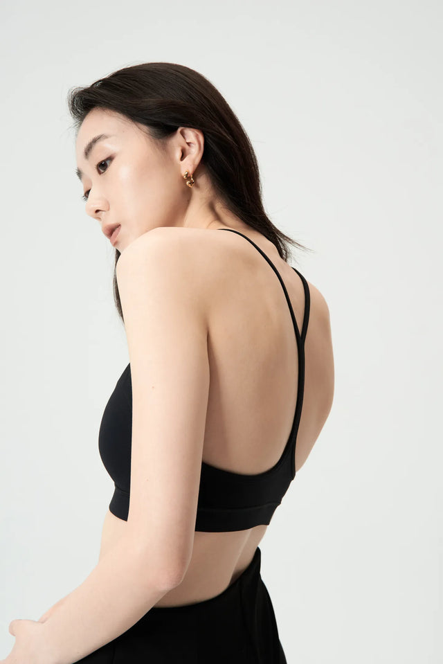 y-shaped-beautiful-back-bratop