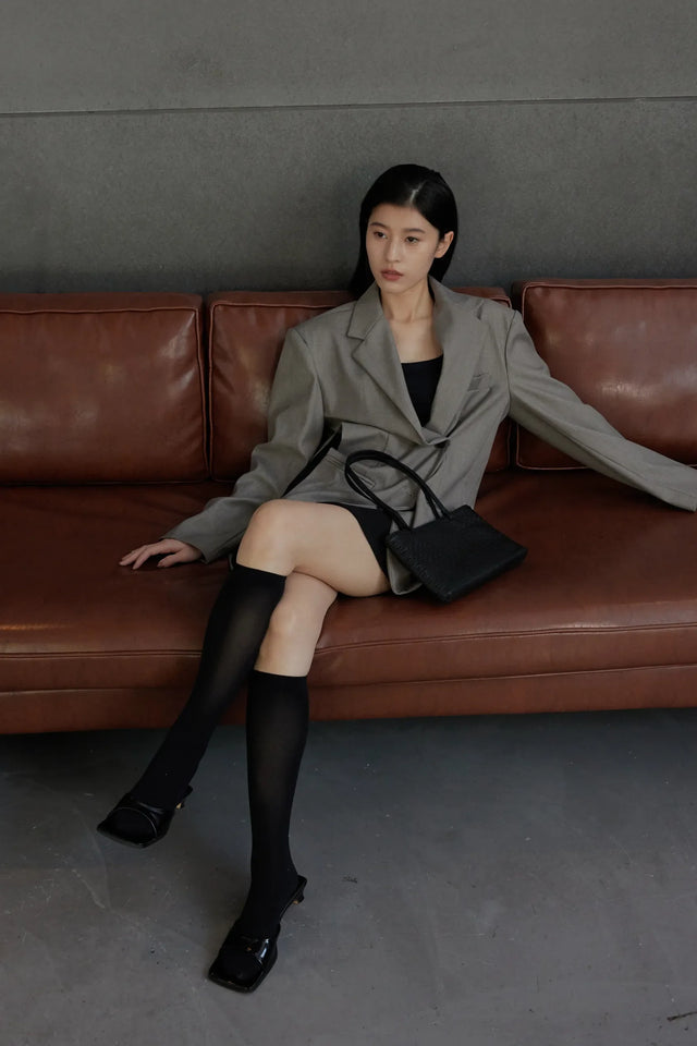 長襪-transparent-velvet-stockings-black-white