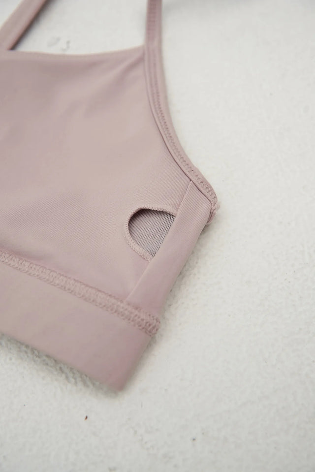 y-shaped-beautiful-back-bratop